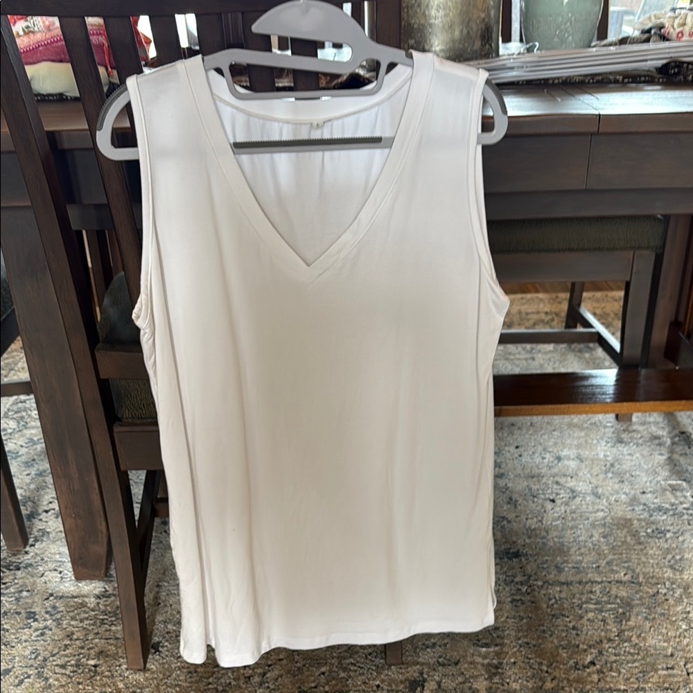 White Sleeveless V-Neck Top